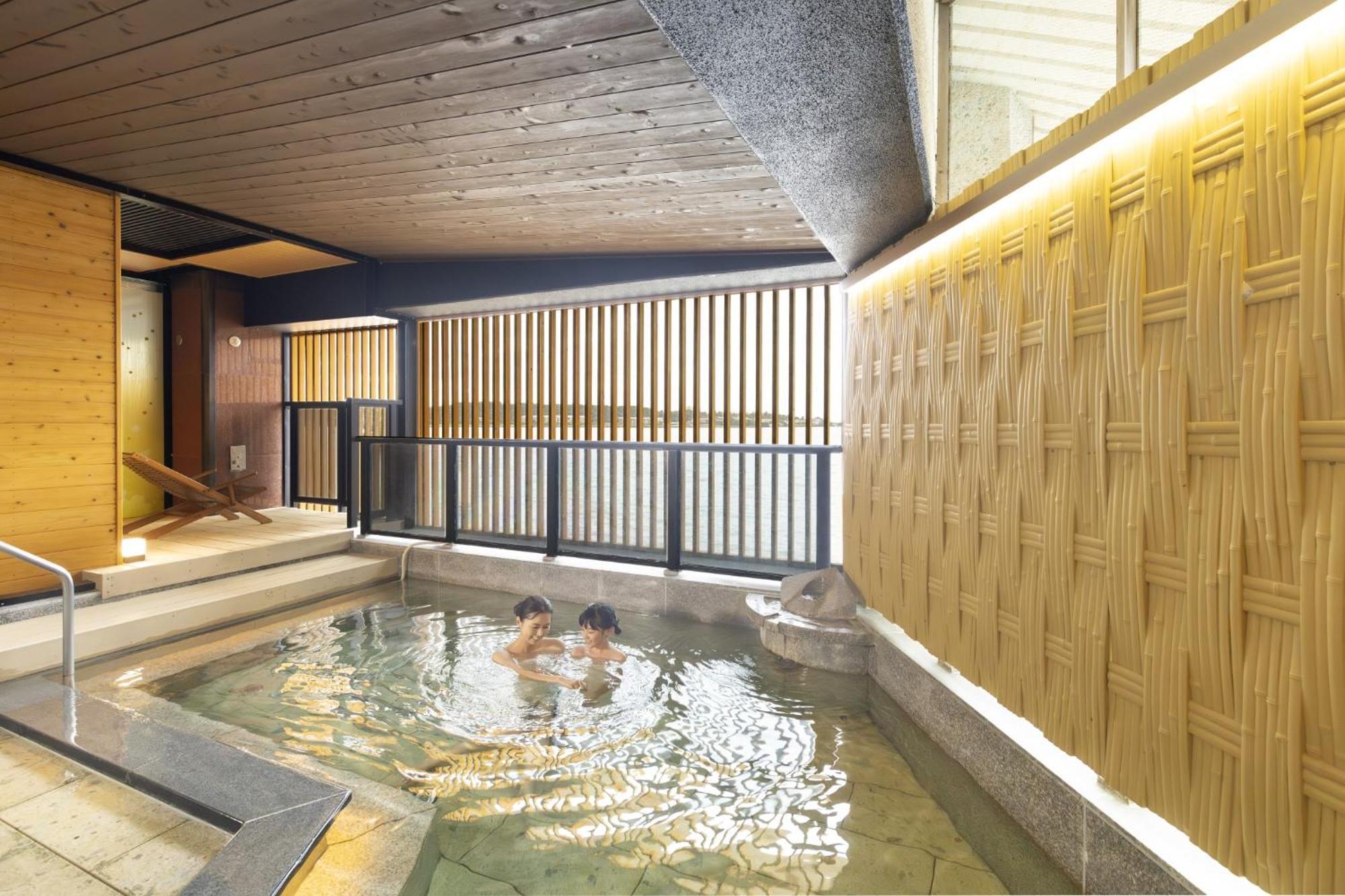 Hotel Ooedo Onsen Monogatari Premium Kaga Maruya Exteriér fotografie