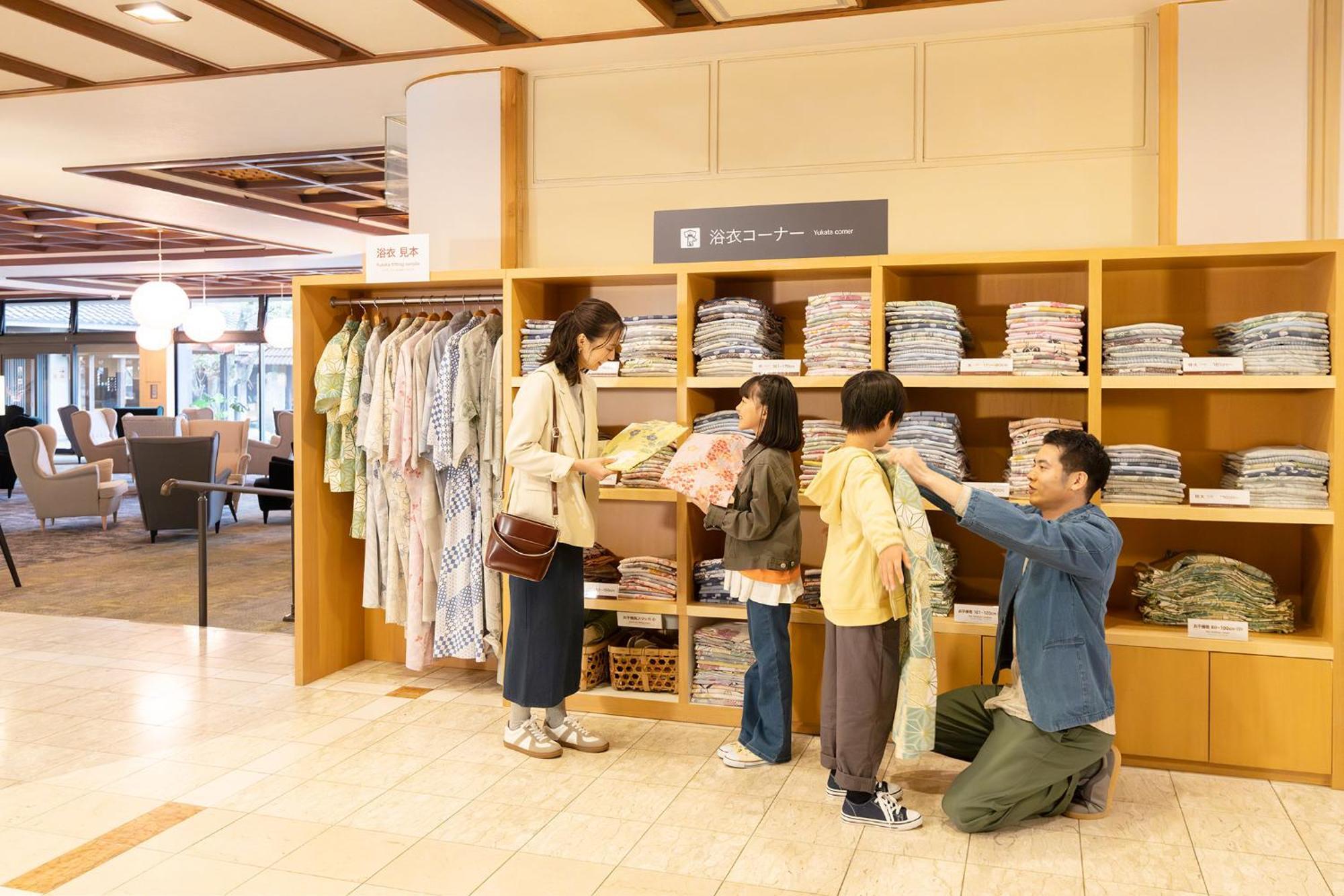 Hotel Ooedo Onsen Monogatari Premium Kaga Maruya Exteriér fotografie